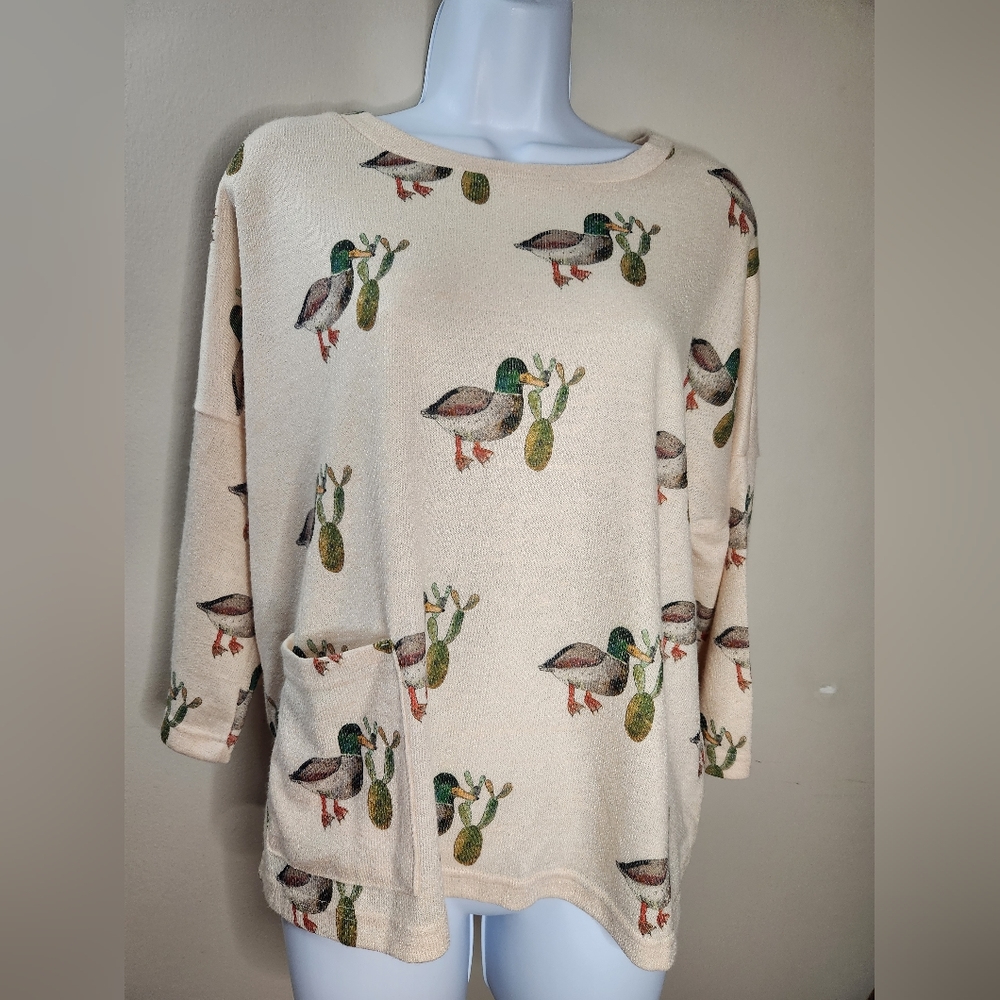 Pepaloves Duck and Cactus Top size Medium